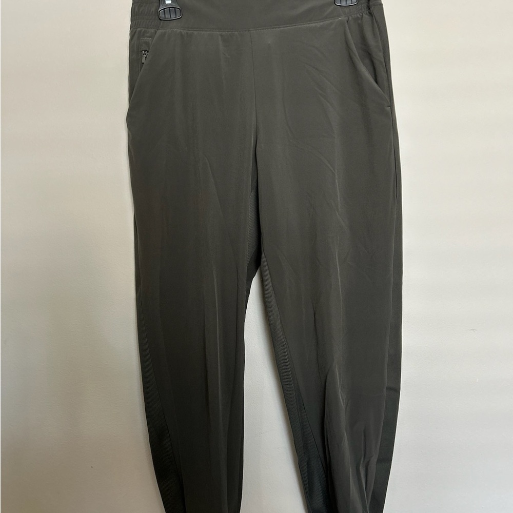 Women’s Athleta Olive Green Brooklyn Jogger